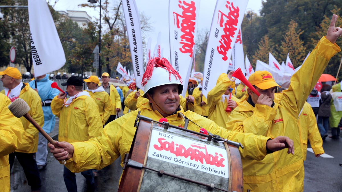 WARSZAWA SOLIDARNOŚĆ PROTEST PRZECIWKO CIĘCIOM BUDŻETOWYM