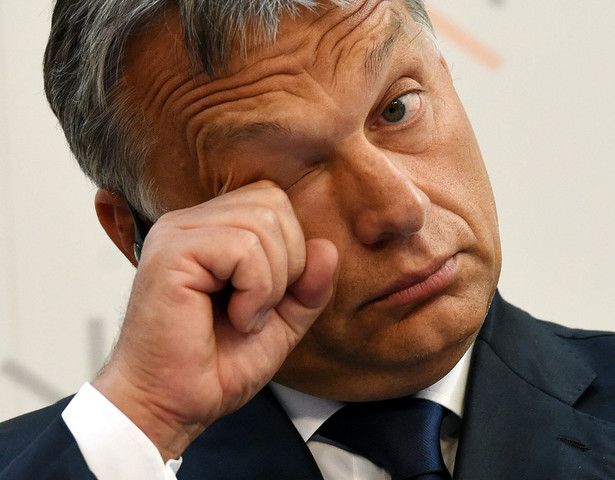 Orban zarzucił Merkel "moralny imperializm". Wskazał, skąd wziąć pieniądze na rozwiązanie kryzysu