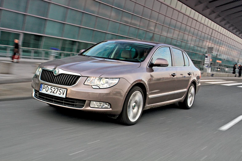 ŠKODA SUPERB II (2008-15)