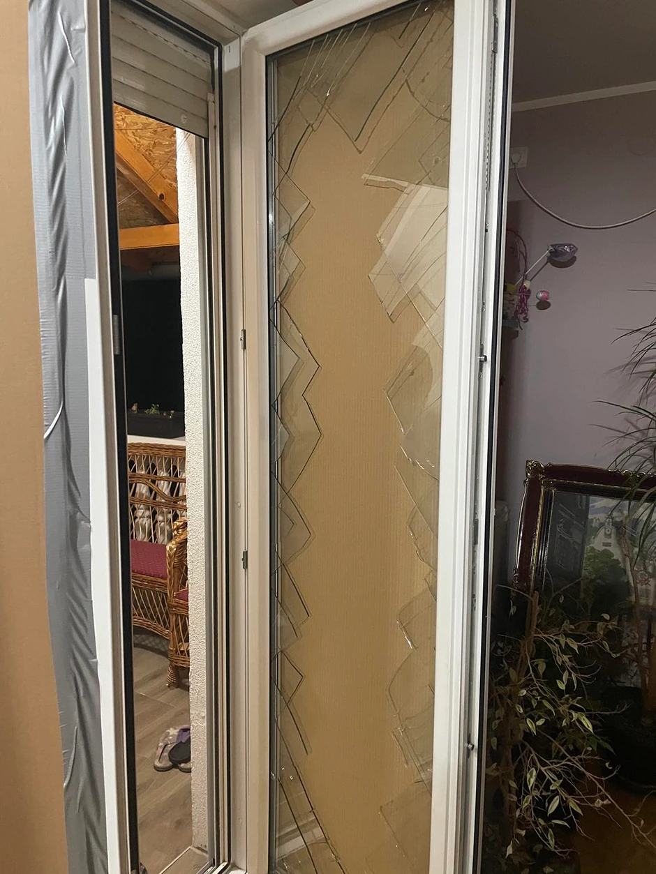 Popucala stakla na kući u Leštanima