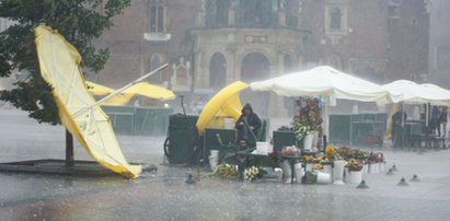 Cyklon Dawid już w Polsce! Wydano alerty pogodowe I stopnia. Oto gdzie będzie niebezpiecznie