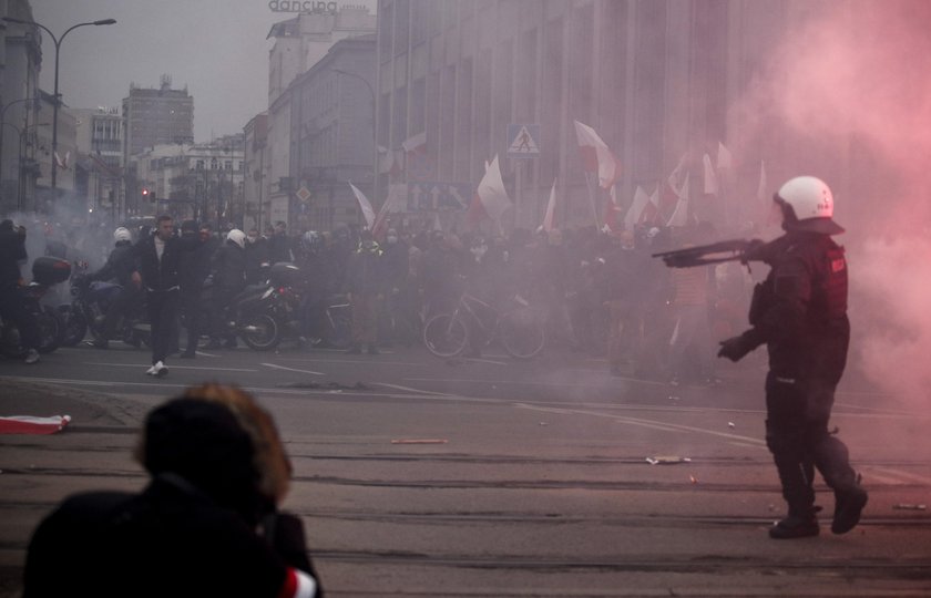 Policja podczas Marszu Niepodległości