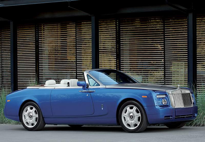 Rolls-Royce Phantom Drophead Coupe – dach opadnie w Detroit