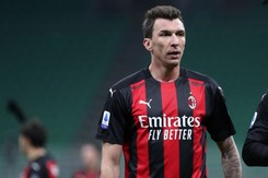Mario Mandzukic zrezygnował z marcowej pensji, bo... nie grał