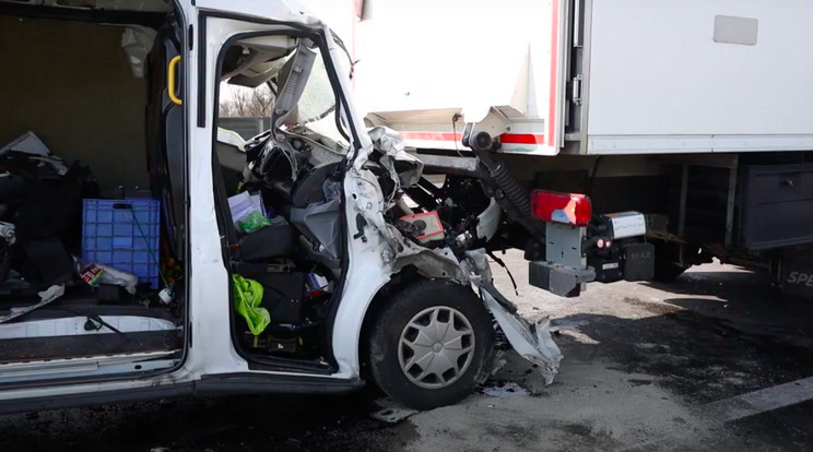 A 43 éves magyar sofőr nem élte túl a balesetet. 