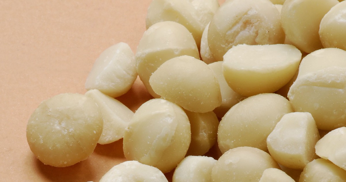 Dr. Pimple Popper Just Removed A Tumor Above A Patient's Eye Made Of