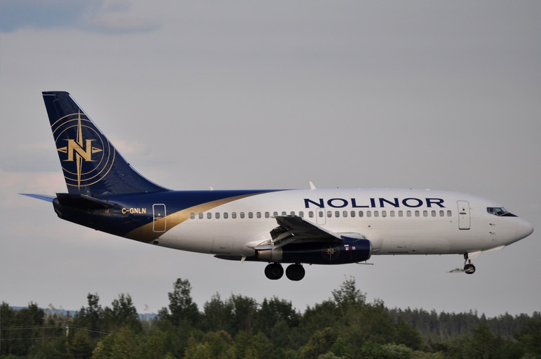 Żaden samolot we flocie Nolinor Aviation nie ma na swoim koncie więcej lat niż boeing 737-2K2C o numerze seryjnym 20836