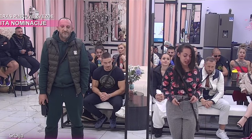 Rada (20) sumnja da je trudna sa Stojinim sinom: Njegova reakcija izazvala šok
