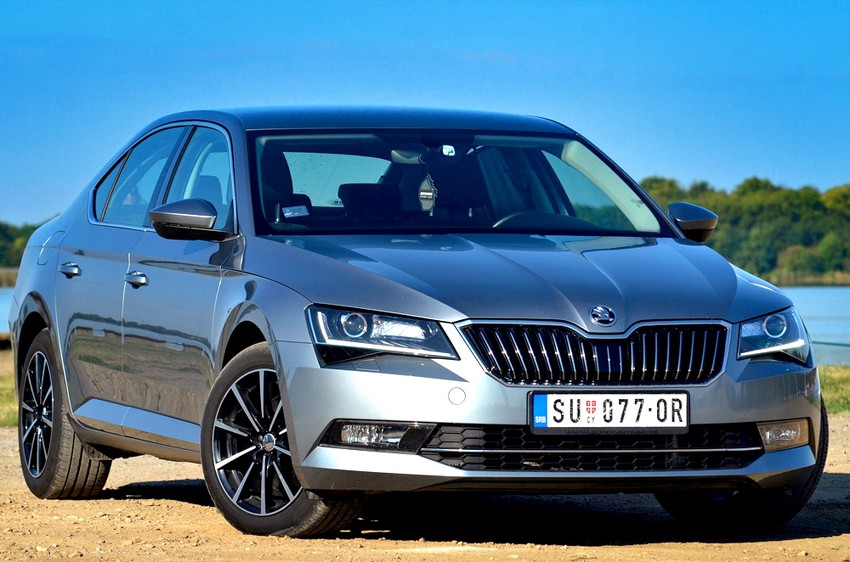  Skoda-Superb