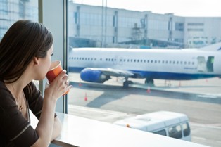 Rainbow Tours ma umowę z PLL LOT na usługi charterowe za 173,4 mln zł