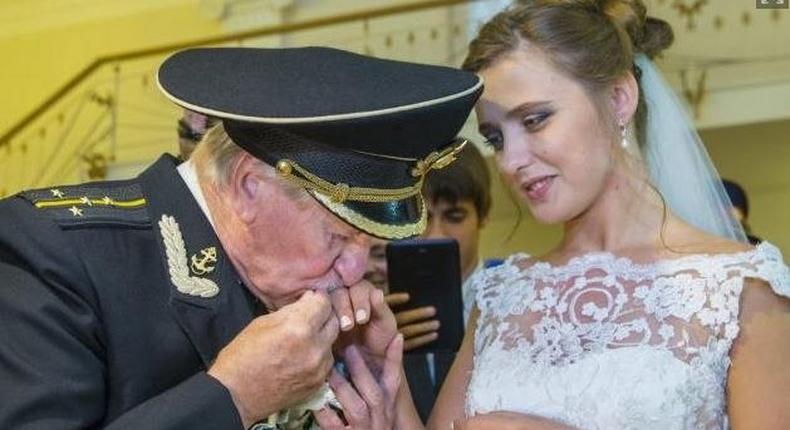 84-year-old Russian actor marries 24-year-old girlfriend