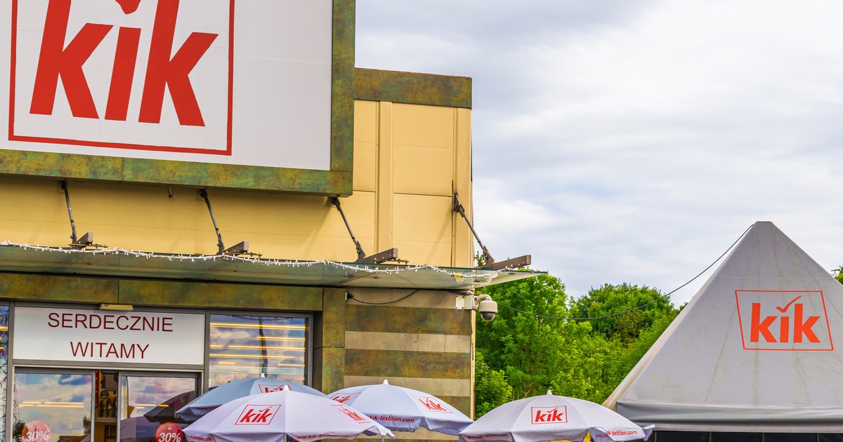 KiK zaskoczył klientów. Wycofuje się z Polski? "Do odwołania zawieszamy sprzedaż"