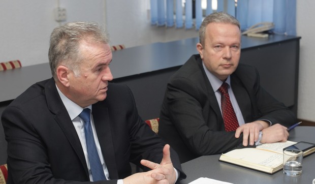 Mladjan  Dragosavljevic  Dragan Mikic srbac