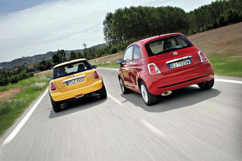 Fiat 500 &amp; Mini One - Ikona kontra ikona