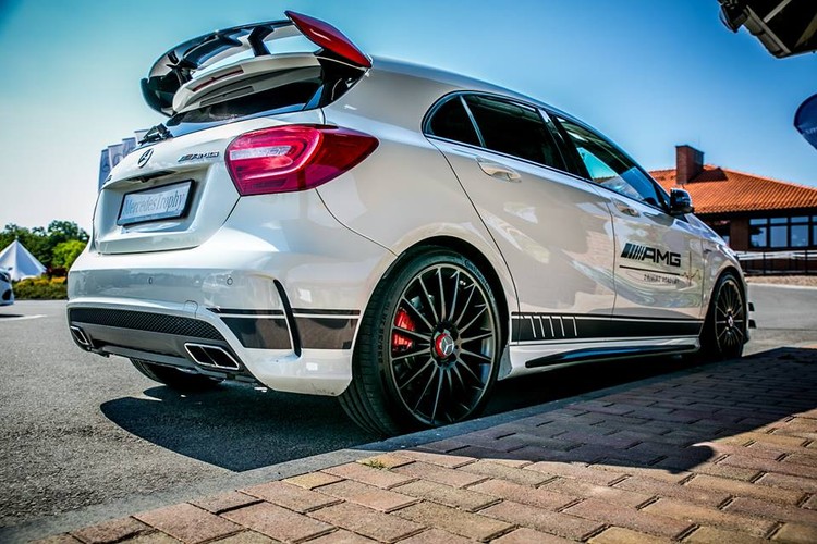 Kamil Stoch jako Stig z Top Gear