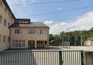 OŠ "Ivo Lola Ribar" u Begaljici