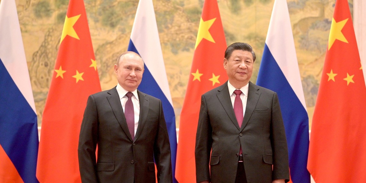 Prezydent Rosji Władimir Putin i sekretarz generalny Komunistycznej Partii Chin Xi Jinping