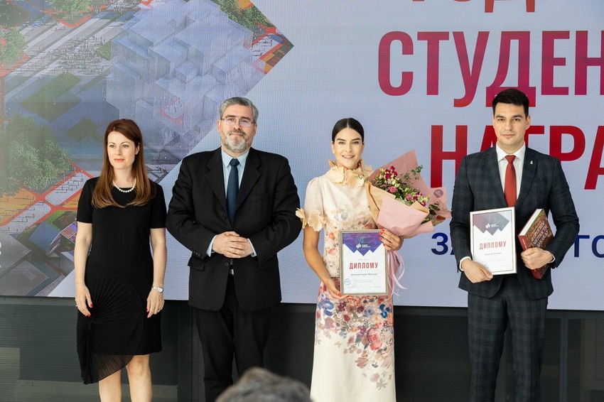 Studenti nagrađeni za eseje o Srbiji i svetu