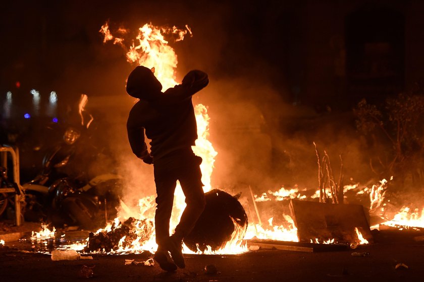 Masowe protesty w Barcelonie. Tysiące osób wyszło na ulice