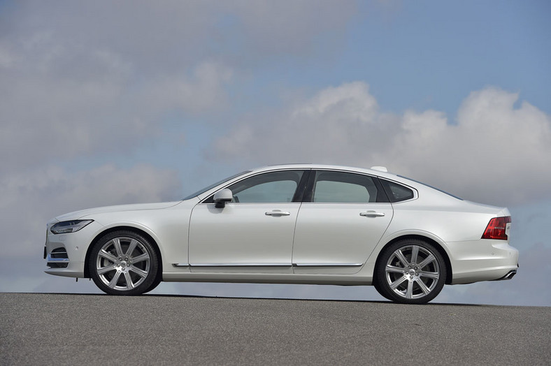 Volvo S90 D5 AWD