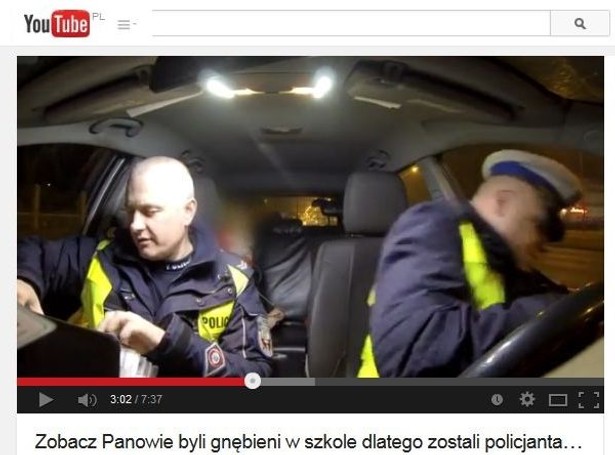 Policjanci z drogówki vs. "sympatyczna" kobieta [WIDEO]