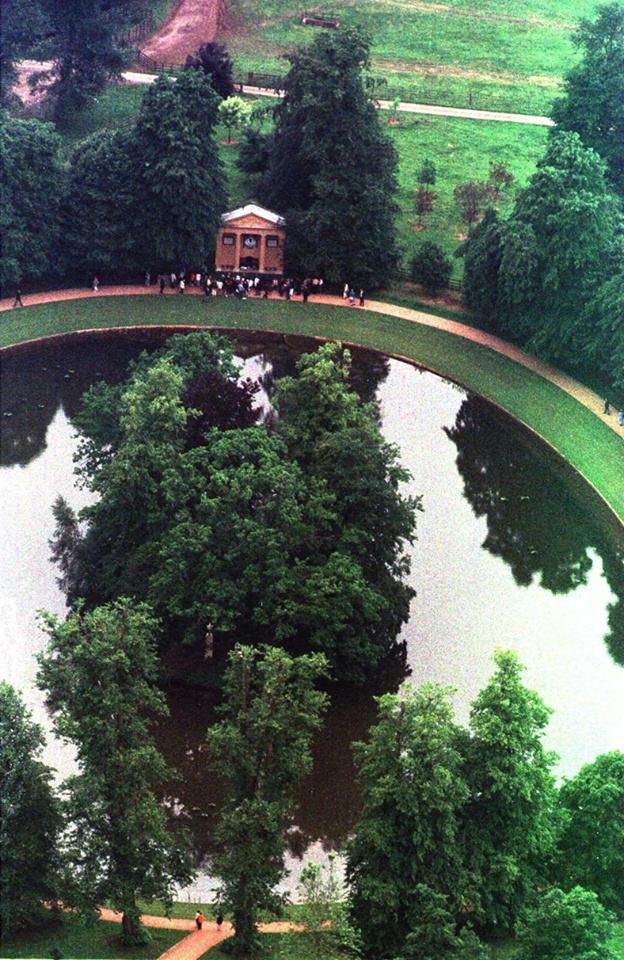 Diana sírhelye 1998