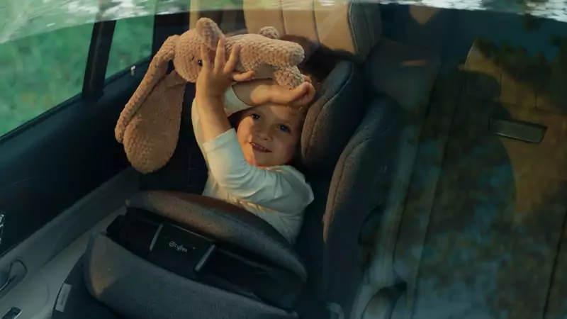 CYBEX wprowadza na rynek fotelik samochodowy z poduszką bezpieczeństwa chroniącą całe ciało dziecka 