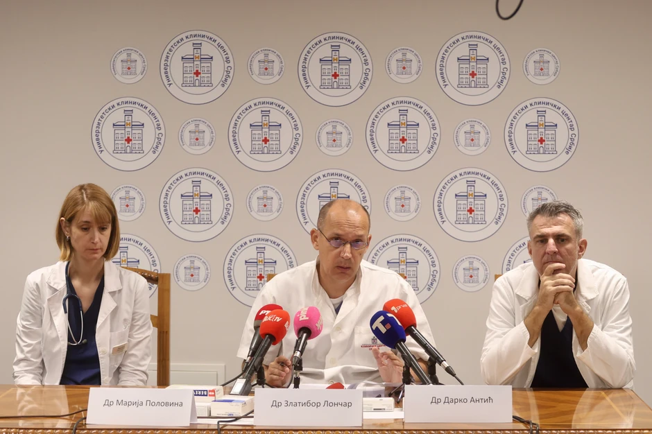 "Od danas dve grupe lekova jeftiniji od 50 do 70 odsto"