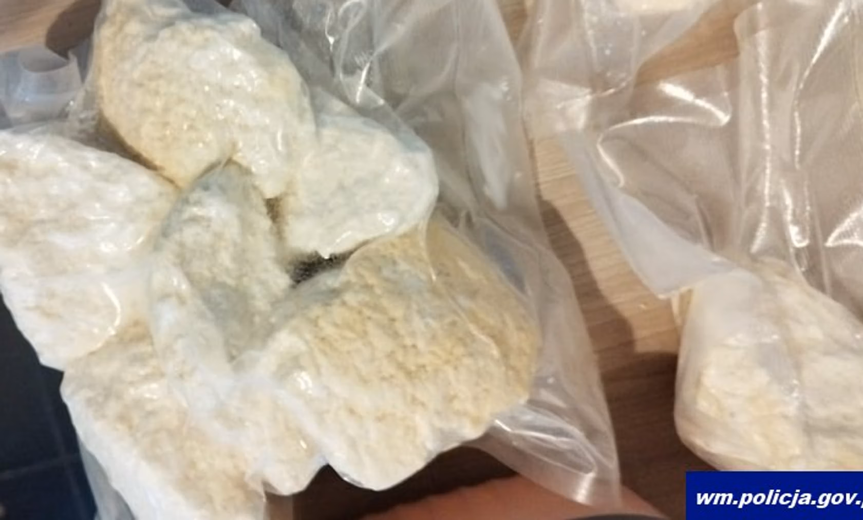 [Obrazek: fARk9kuTURBXy8wODIwOTMzYy1mZmU0LTRjZWMtY...ACoTAGoTEB]