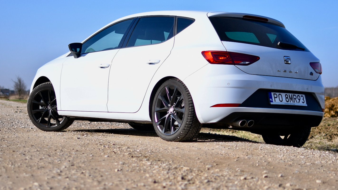 Seat Leon FR Black test, cena, wyposażenie, zdjęcia, recenzja