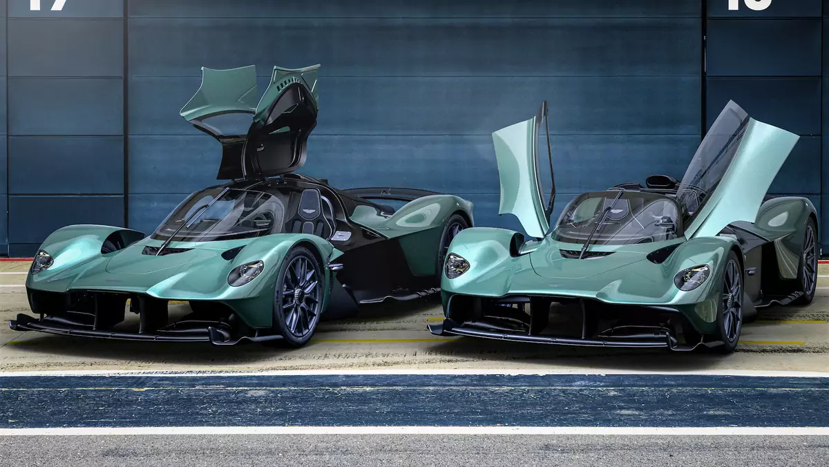 Aston Martin Valkyrie Spider