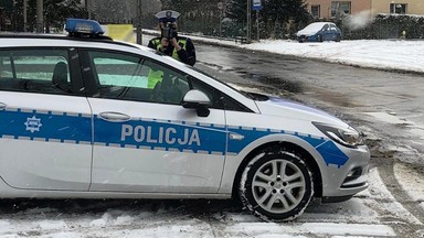 Zobaczył policję i zaczął się nerwowo rozglądać. Pościg ulicami Kamiennej Góry