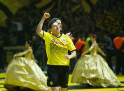 Lewandowski chce odejść, ale nadal strzela dla Borussii. Zobacz wideo