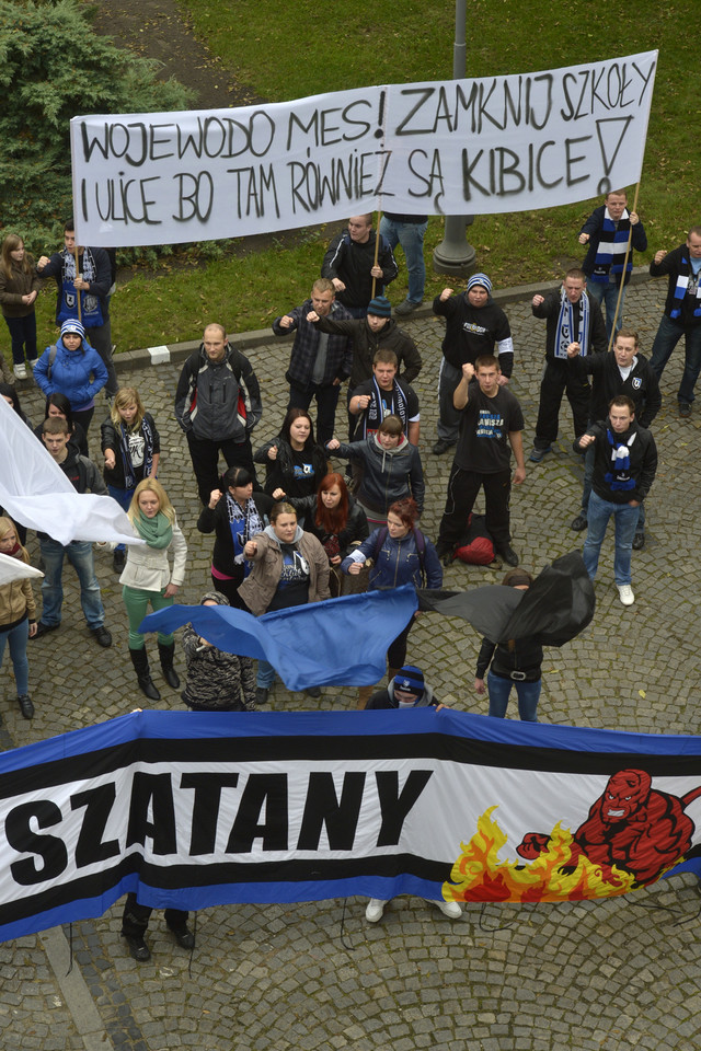 BYDGOSZCZ MANIFESTACJA KIBICÓW ZAWISZY