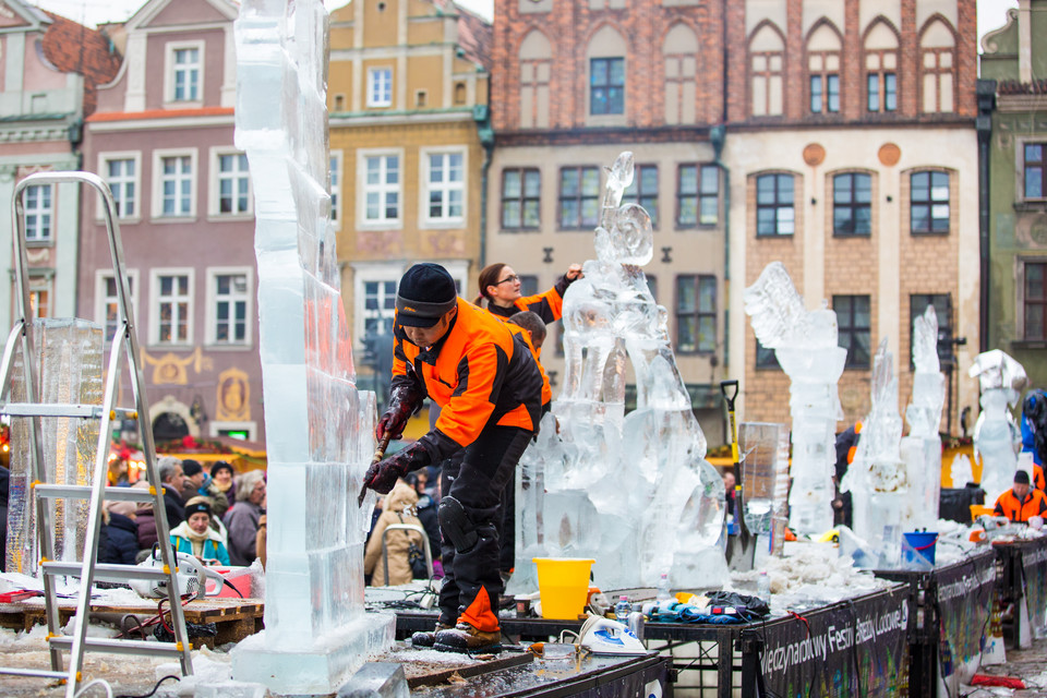 POZNAŃ VIII FESTIWAL RZEŹBY LODOWEJ