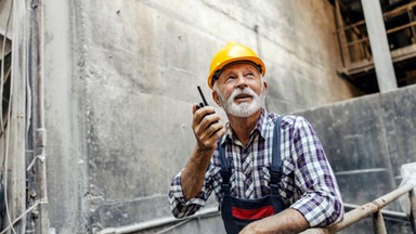 Pracują do 70. roku życia i czerpią z życia pełnymi garściami