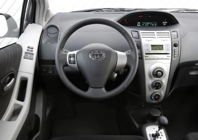 Toyota Yaris 2006