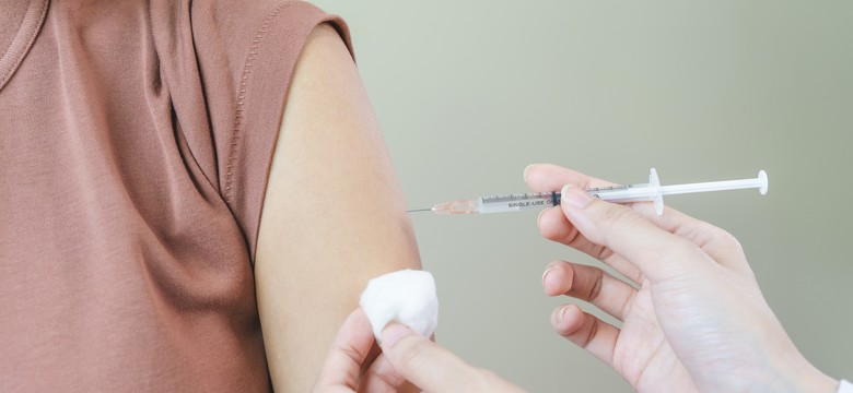 "Nie chcieliśmy siać paniki”. Afera z przeterminowaną szczepionką dla dzieci na Podkarpaciu