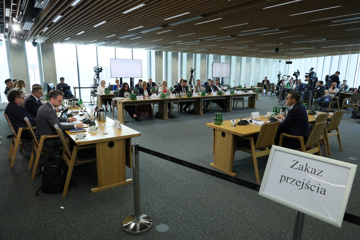 Poseł PiS wykluczony z posiedzenia komisji ds. wyborów kopertowych