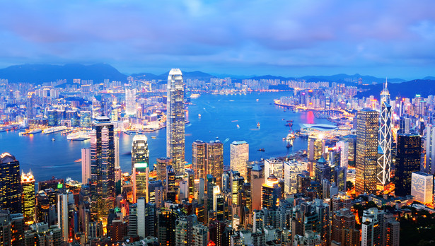 Chiny po trzech latach otwierają granicę z Hongkongiem i znoszą kwarantannę