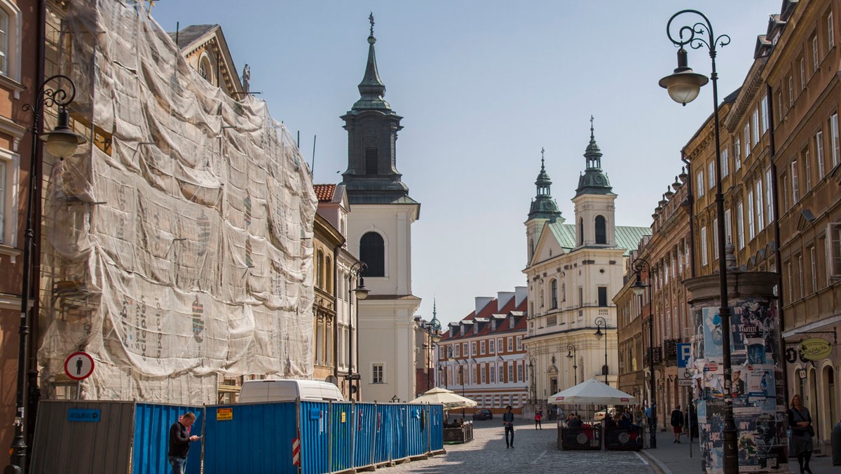 Urodziła się w niej Maria Skłodowska-Curie. Kamienica przy ul. Freta 16 w Warszawie, bo o niej mowa, przechodzi właśnie gruntowny remont. Po zakończeniu prac będzie się w niej mieściło muzeum noblistki, unowocześnione, z nowymi możliwościami i udogodnieniami dla osób niepełnosprawnych.