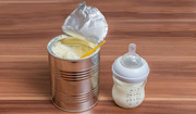  Mleko dla niemowląt. Jak wybrać mleko modyfikowane i jak go używać? 