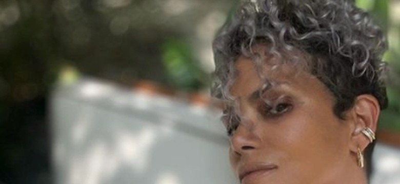 Halle Berry urodzinowo eksponuje biust. "Czuję tyle miłości..." [FOTO]