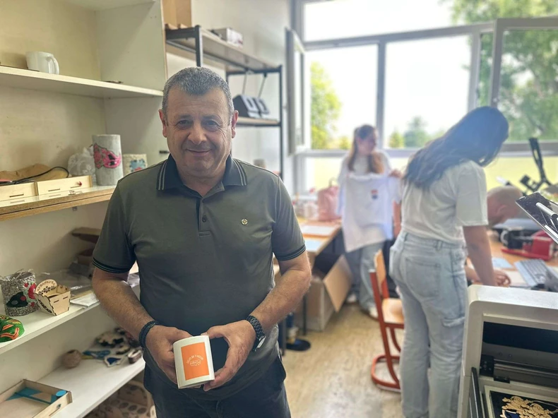 I dok se školska godina bliži kraju, učenici ove škole vredno rade 