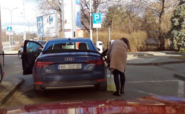 Stacja paliw Orlen - tankowanie paliwa na zapas