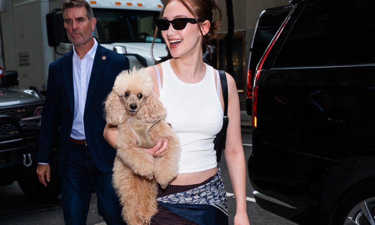 Najmodniejszy dodatek sezonu masz już w swojej szafie, ale prawdopodobnie nie wiesz, jak go nosić