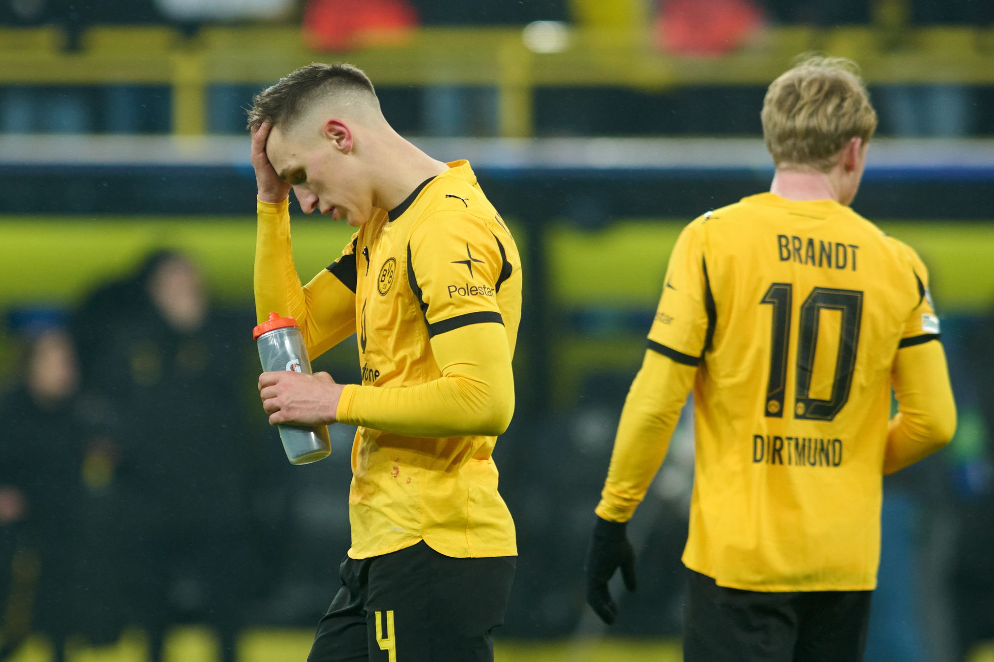 Nur ein Punkt aus drei CL-Spielen - BVB-Krise vor Playoff-Auslosung: Droht Leverkusen?