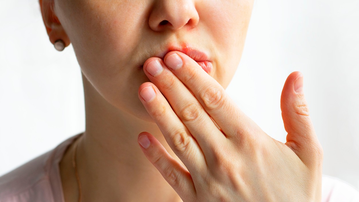 Ako liečiť bakteriálnu infekciu v ústach?