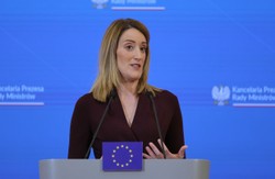 Metsola dała prztyczka w nos starej władzy. "Polska wraca do serca Europy"