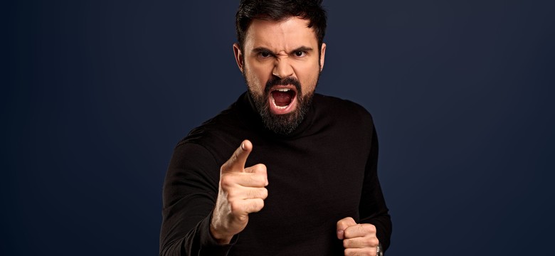 Zdumiewające odkrycie naukowe. Przeklinanie realnie zwiększa siłę